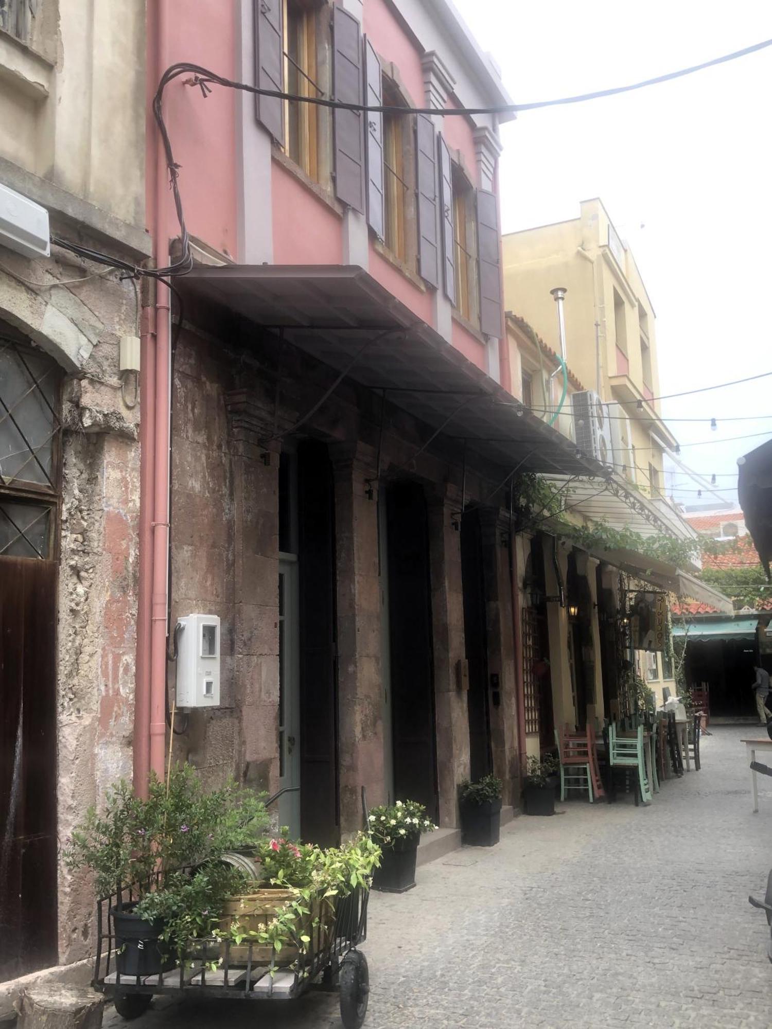 Albergue Issa Lesvos Mytilíni Exterior foto