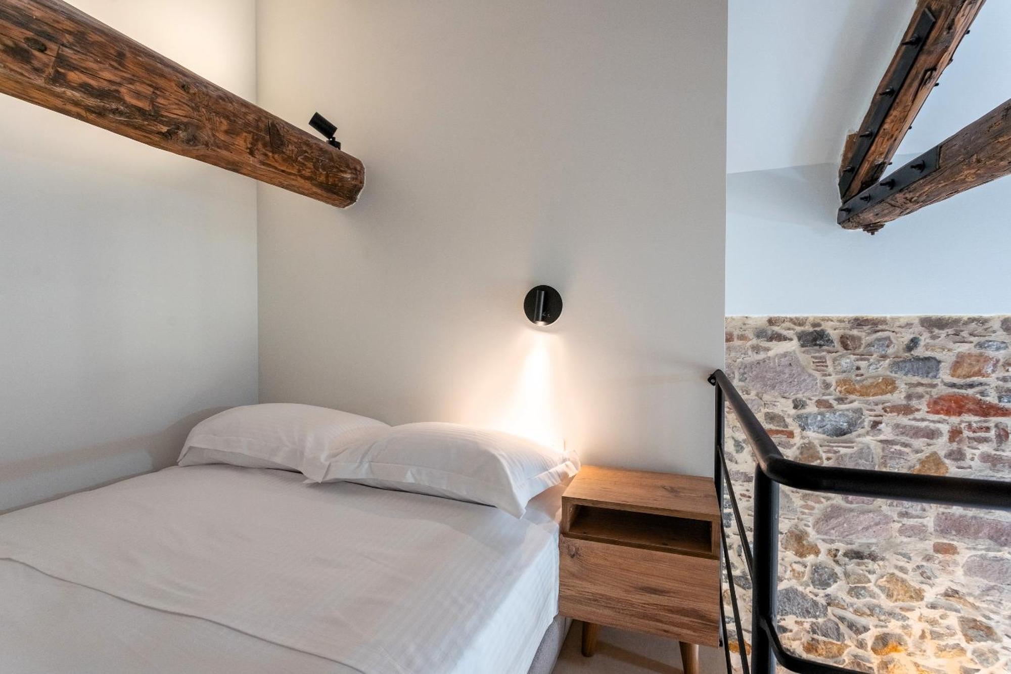 Albergue Issa Lesvos Mytilíni Exterior foto