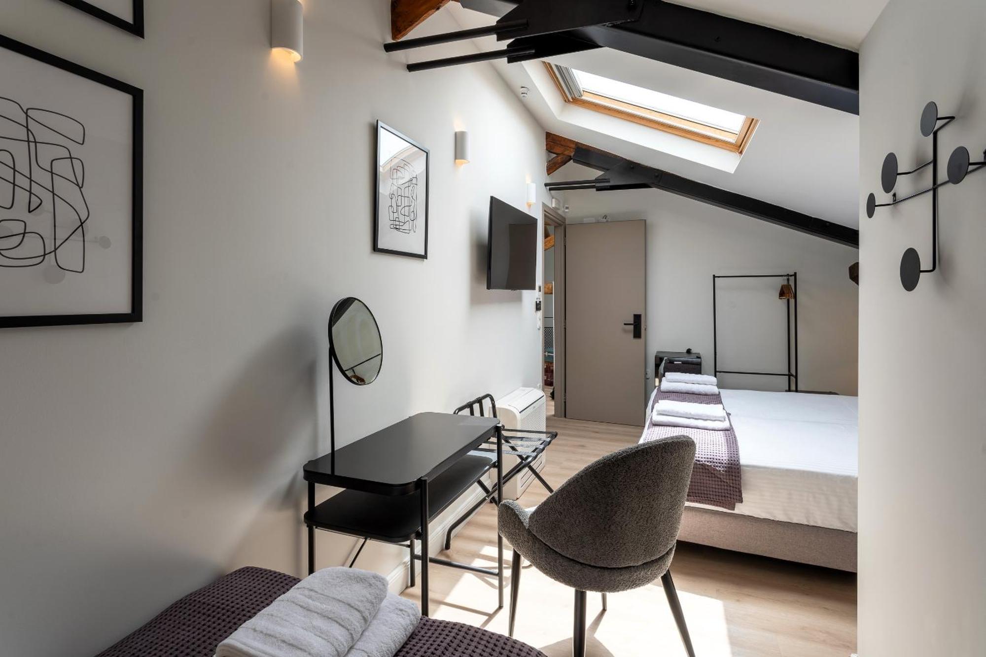Albergue Issa Lesvos Mytilíni Exterior foto