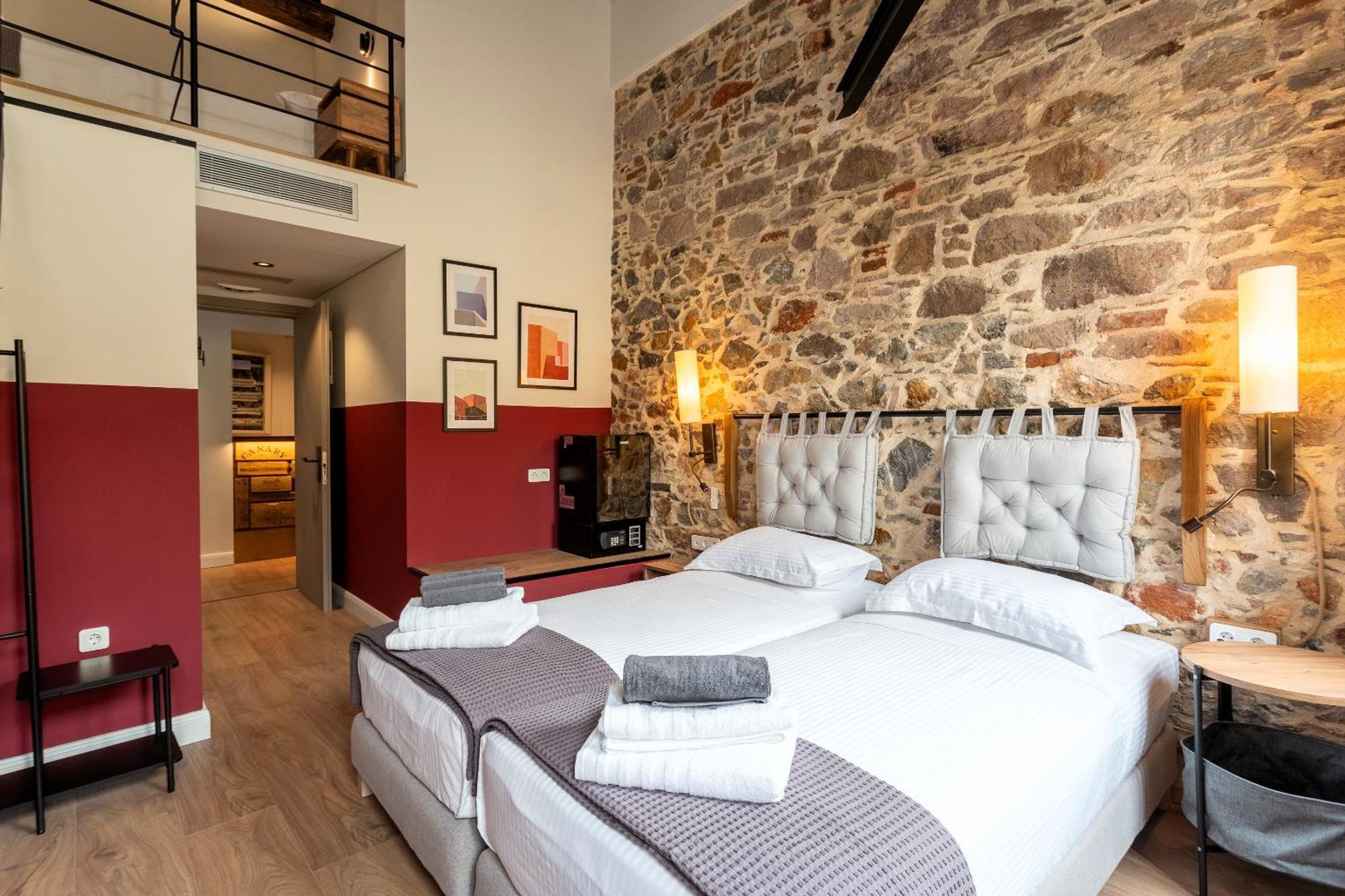 Albergue Issa Lesvos Mytilíni Exterior foto