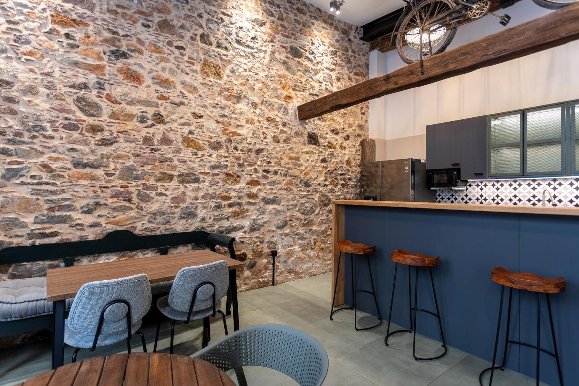Albergue Issa Lesvos Mytilíni Exterior foto