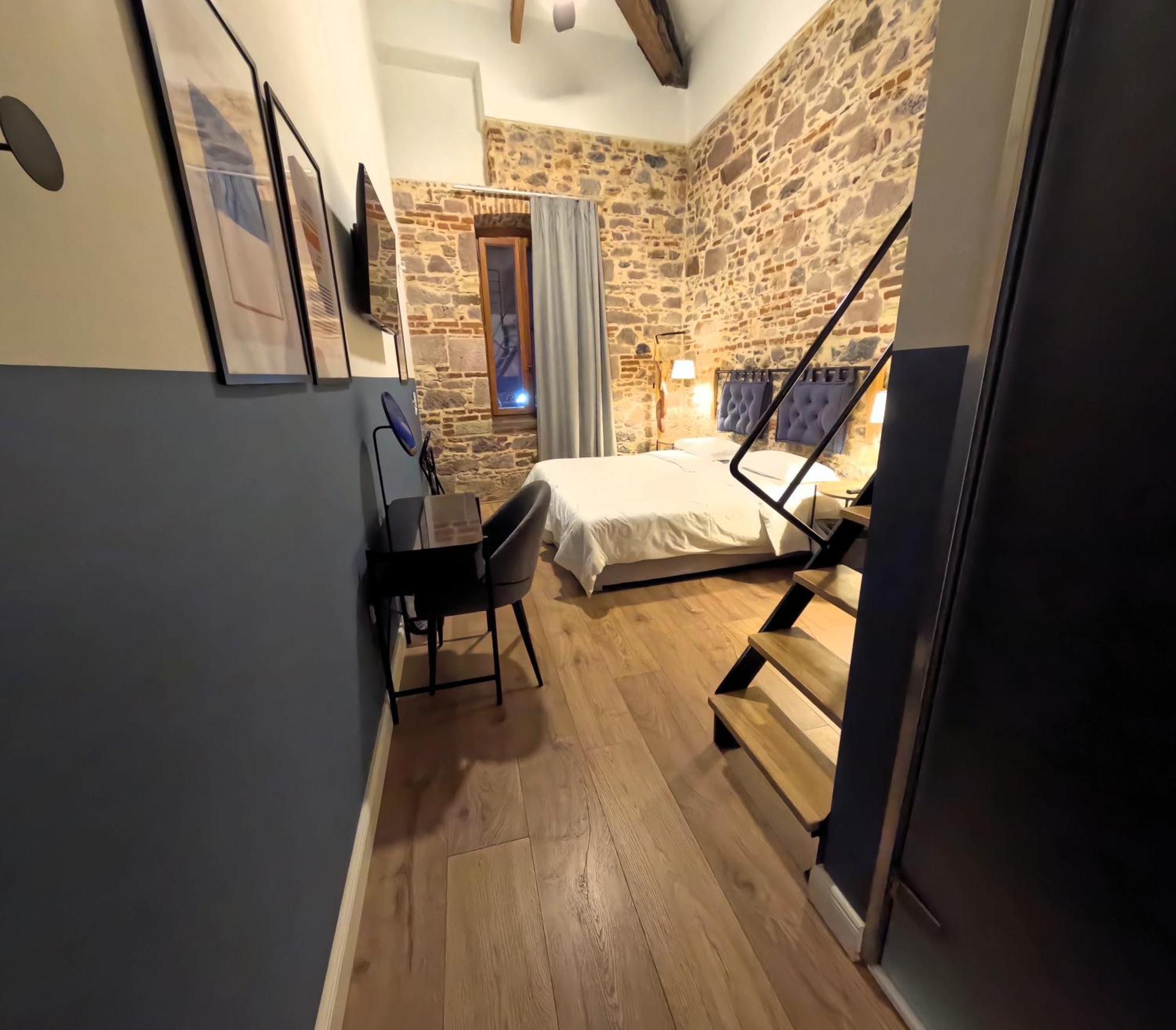 Albergue Issa Lesvos Mytilíni Exterior foto