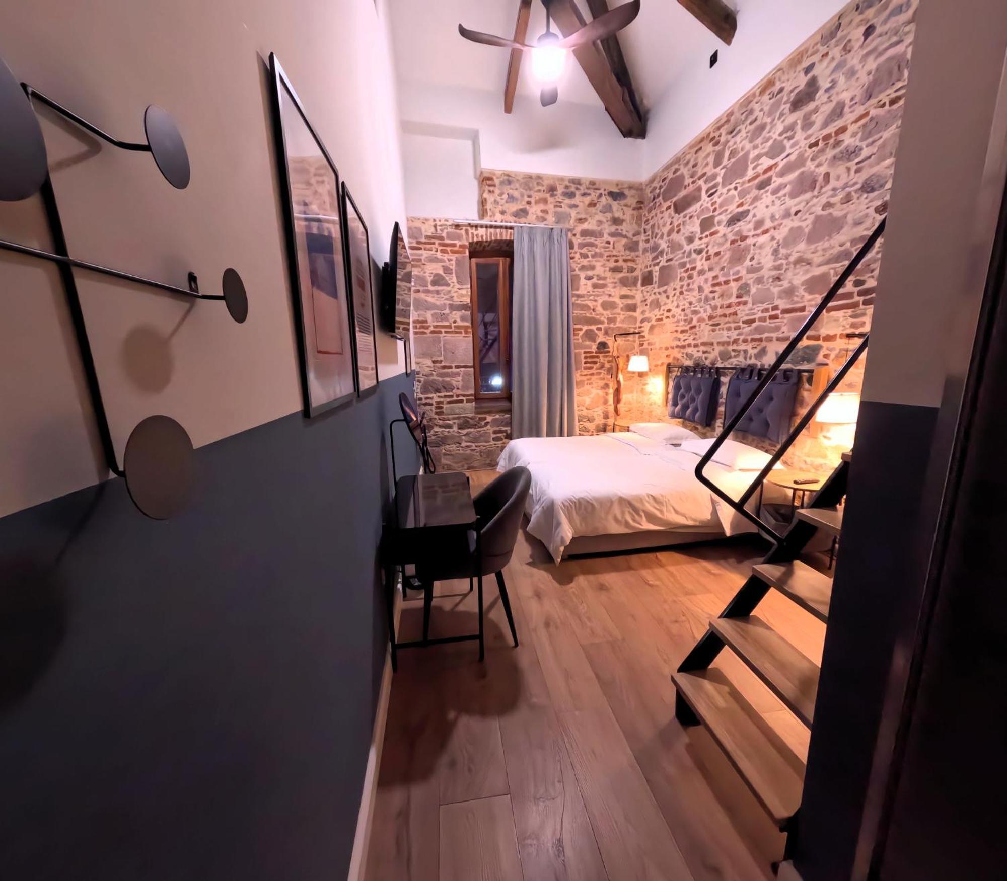 Albergue Issa Lesvos Mytilíni Exterior foto